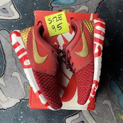 Custom Nike Roshe x Supreme with 3M Reflective material