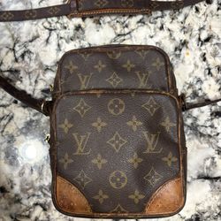 Louis Vuitton Side Bag 