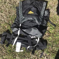 Kelly Yukon Reg 3200 And Redwing 2900 Hiking Backpacks 