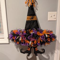 Witch Hat Wreath