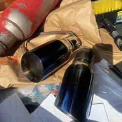 Cherry bomb For Trucks    2 Blue Exhaust tips 