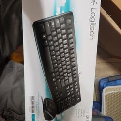 Logitech Keyboard