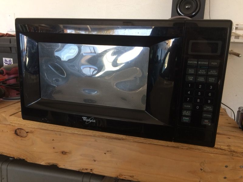 Whirlpool microwave oven