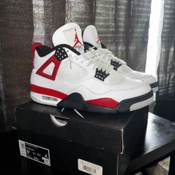 Jordan retro 4 red 8.5