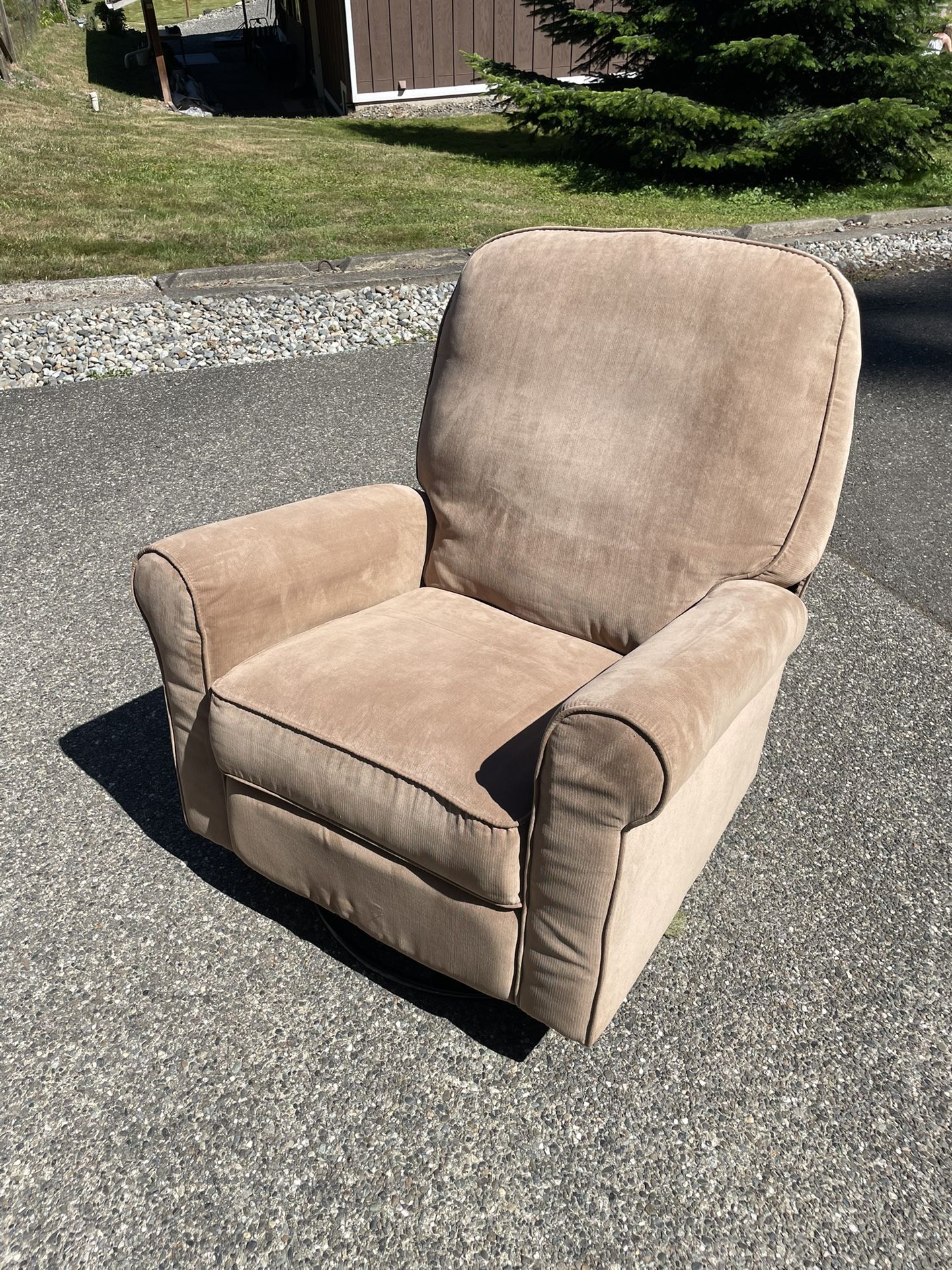 Swival Recliner For Sale