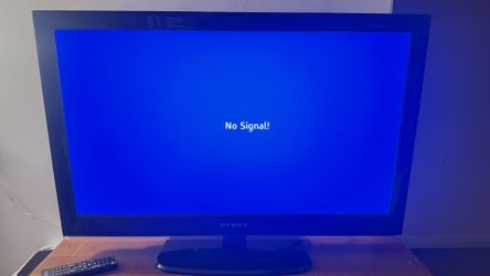 Dynex TV 45in Black TV with Remote 