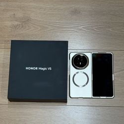 Honor magic v5 global unlocked 512/16gb for any carrier
