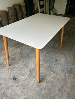 Free table