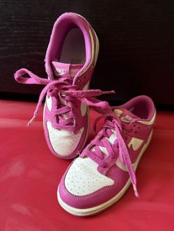 Girls Nike Dunk Low - Magenta Color - 3Y