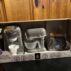 NEW…. Member's Mark Gourmet - Juego de electrodomésticos de cocina,  Para Niñas