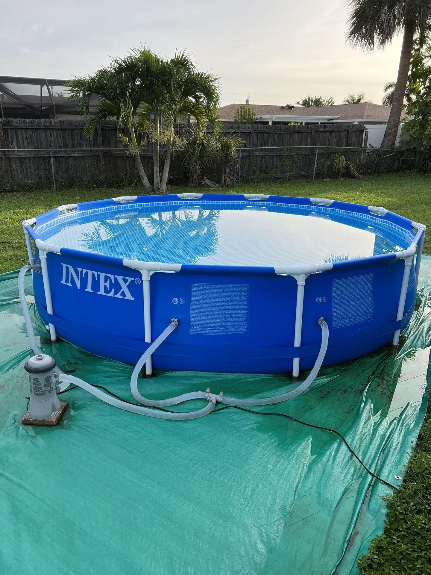 Intex Above Ground Pool 12x30