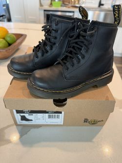 Dr Martens - Kids Size 12