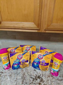 Arm & Hammer OxiClean Paks & Scent Booster Laundry Bundle