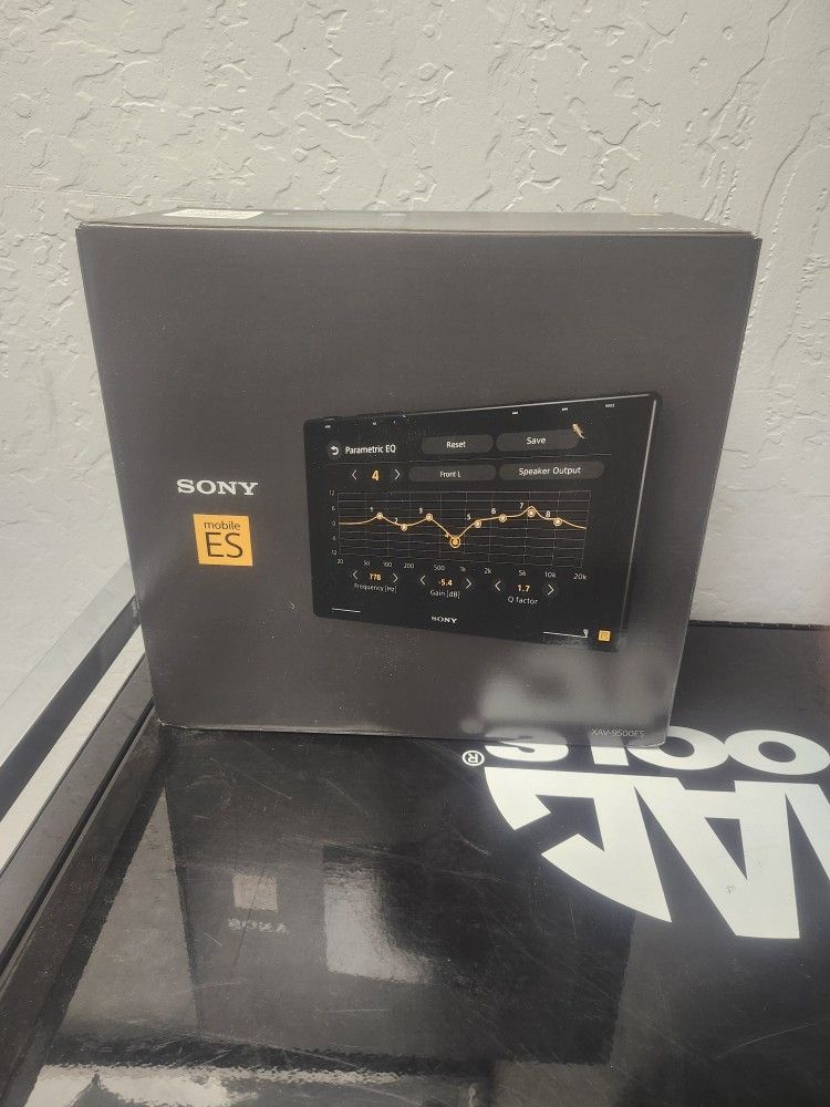 Sony 10 In Radio XAV9500ES