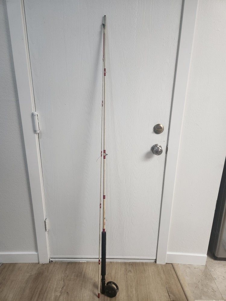 Fishing pole Zebco with two reels for fly fishing