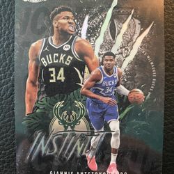 Giannis Antetokounmpo 2025 Topps Chrome Basketball #INS-4 INSTINCT REFRACTOR INSERT! BUCKS! 