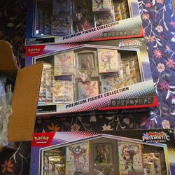 Prismatic Evolution Premium Figure Collection 