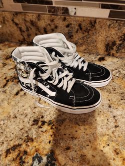 Like new youth boys high-top vans size 3.5Y