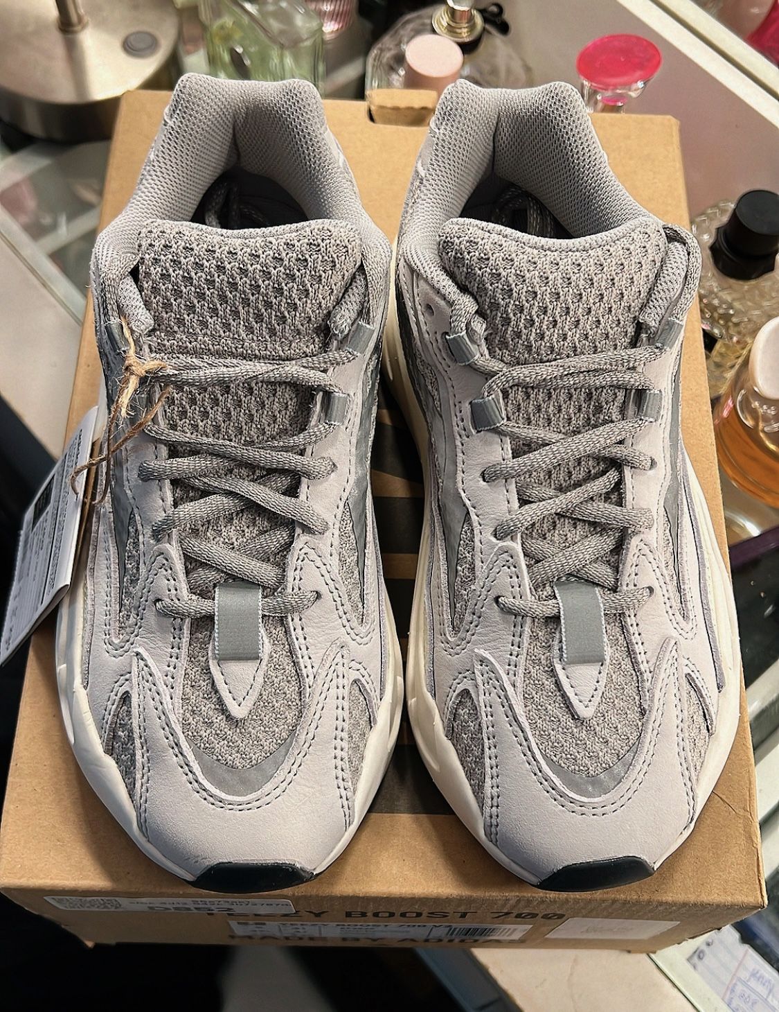 Yeezy Boost 700 Static Size Men