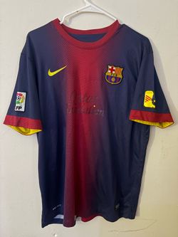 Barcelona jersey small hole