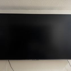 Hi Sense QLED 4k 100” Tv with Mount