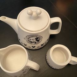 Disney Parks Mickey Mouse Ceramic Black & White Teapot & Creamer Set Coffee