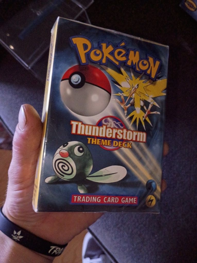 Sealed Pokemon Thunderstorm Theme Deck( Zapados Inside)