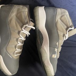 Jordan 11 Retro Cool Grey 9.5