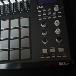 Akai MPD26 MIDI