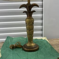 Palm Tree Table Lamp Vintage Gold / Brass Finish Wooden base Pineapple theme Tested