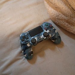 PS4 Controller 