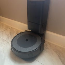 iRobot Roomba 13 With EVO System