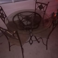 Round Wrought Iron Dining Room Table  w/4 Chairs