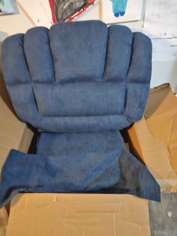 Almost new electric recliner.