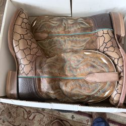 Size 13 Boot barn Leather Boots 