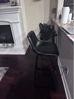 3 barstools