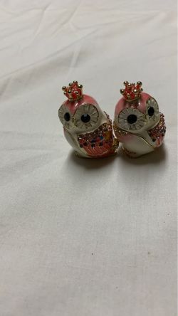 Brand new hinged box owl paid for 25 regular bought crackle barrel