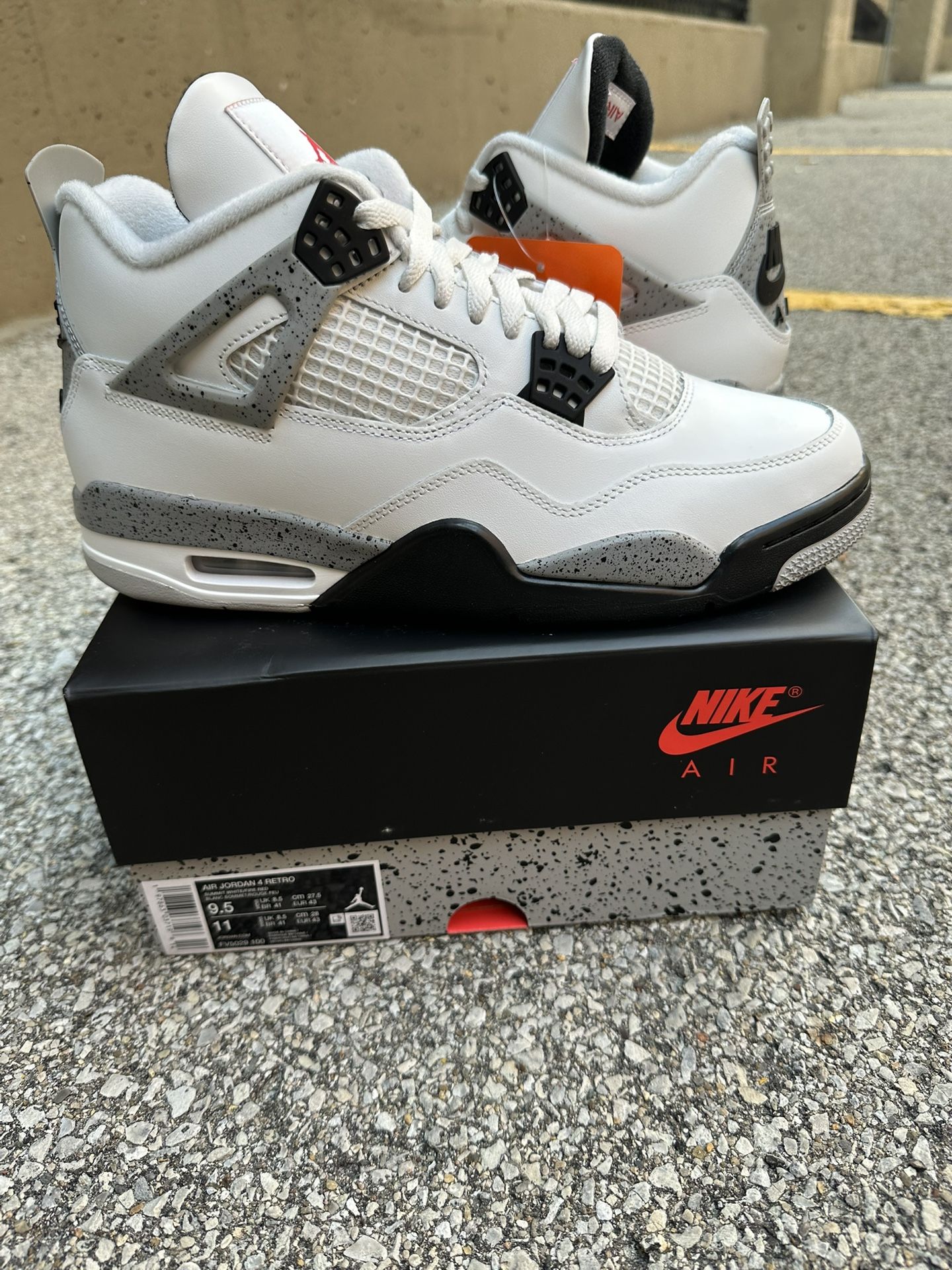 Nike Air Jordan Retro White Cement 2025 Size Men's Brand New