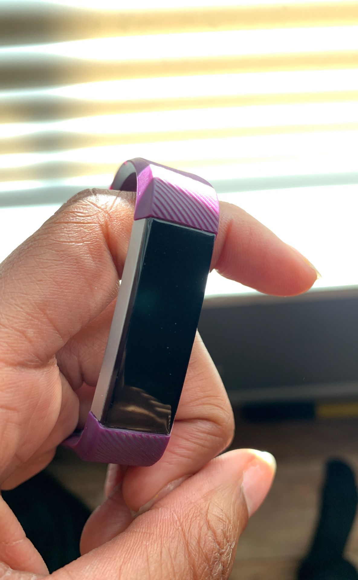 New Fitbit Alta HR (no box no charger)