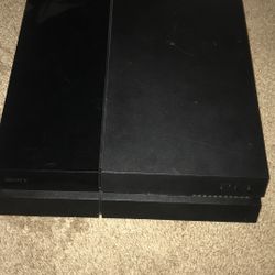 PS4 - Great Condition - Fully Reset