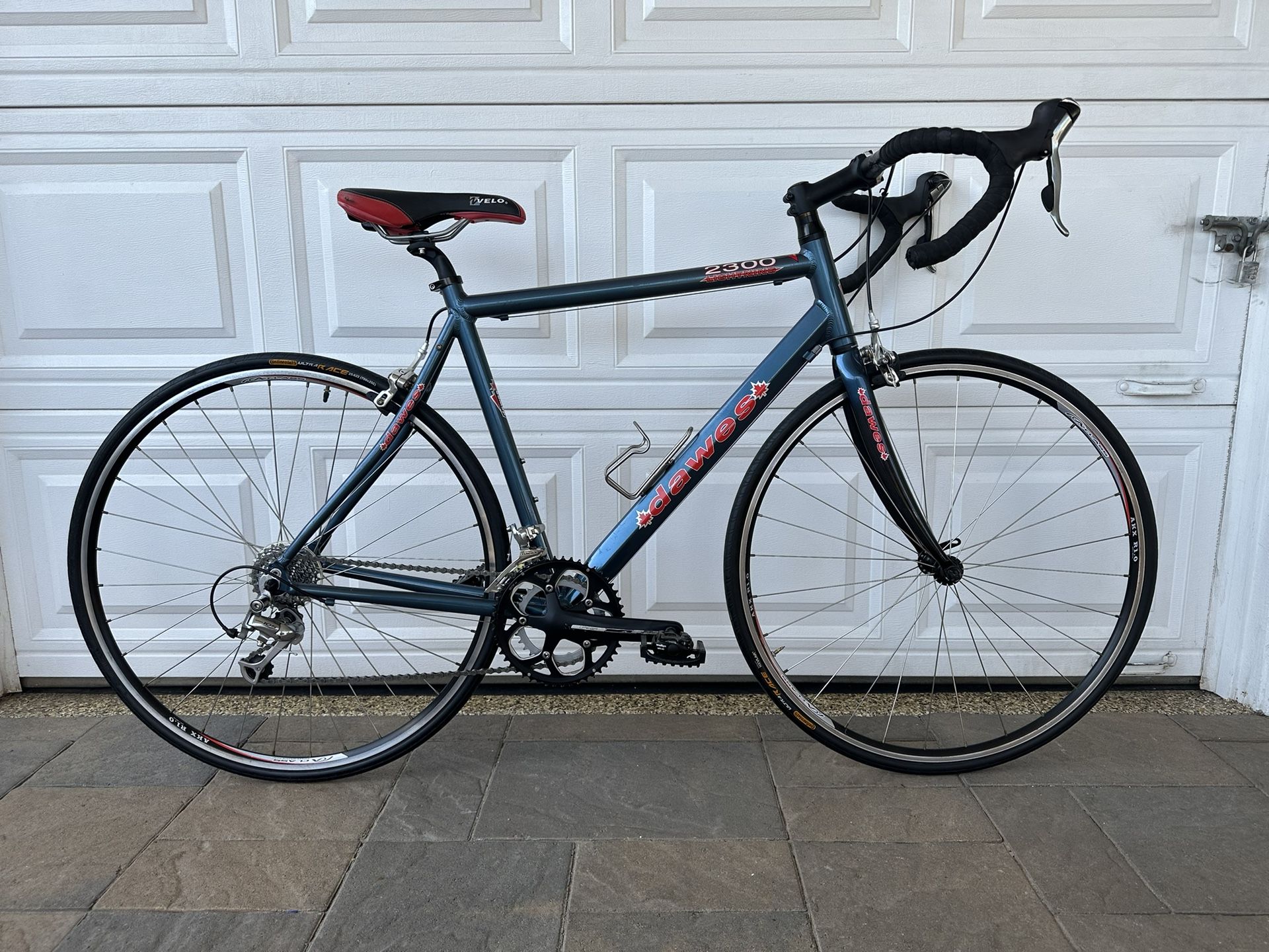 Brand New Dawes 2300 Lightning Super Lightweight Road Racing Touring Bike Shimano 105 Super Light Carbon Fiber Alex Alloy Rims Continental Tires