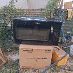 Whirlpool Microvave 30" Inches.