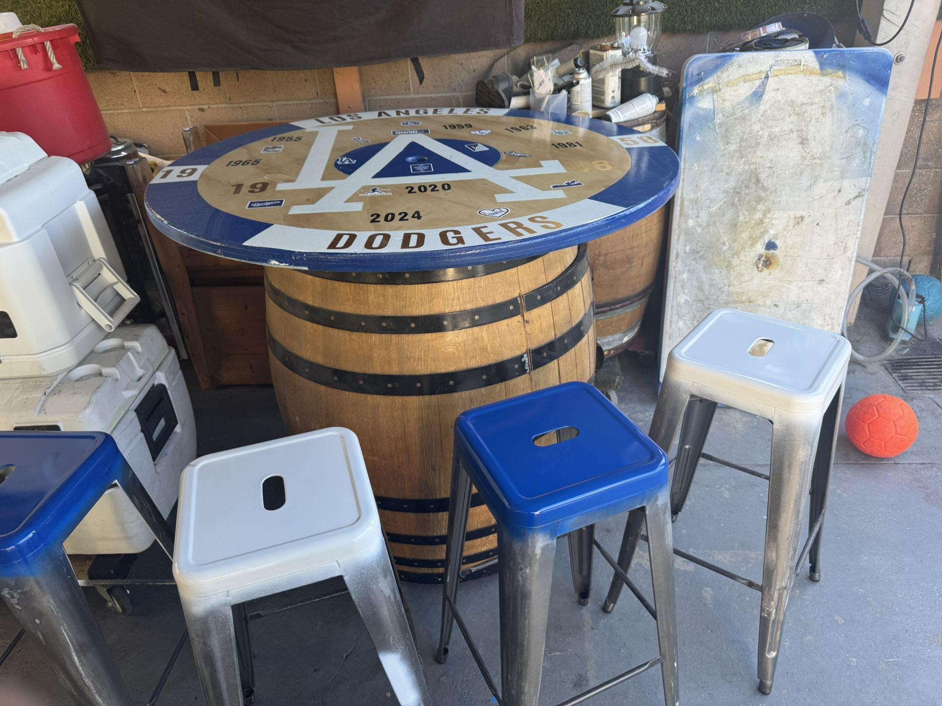 Custom Bar Barrel Table With Chairs