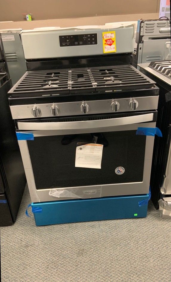BRAND NEW WHIRLPOOL STOVE With warranty ACT FAST WFG525S0HZ for Sale in