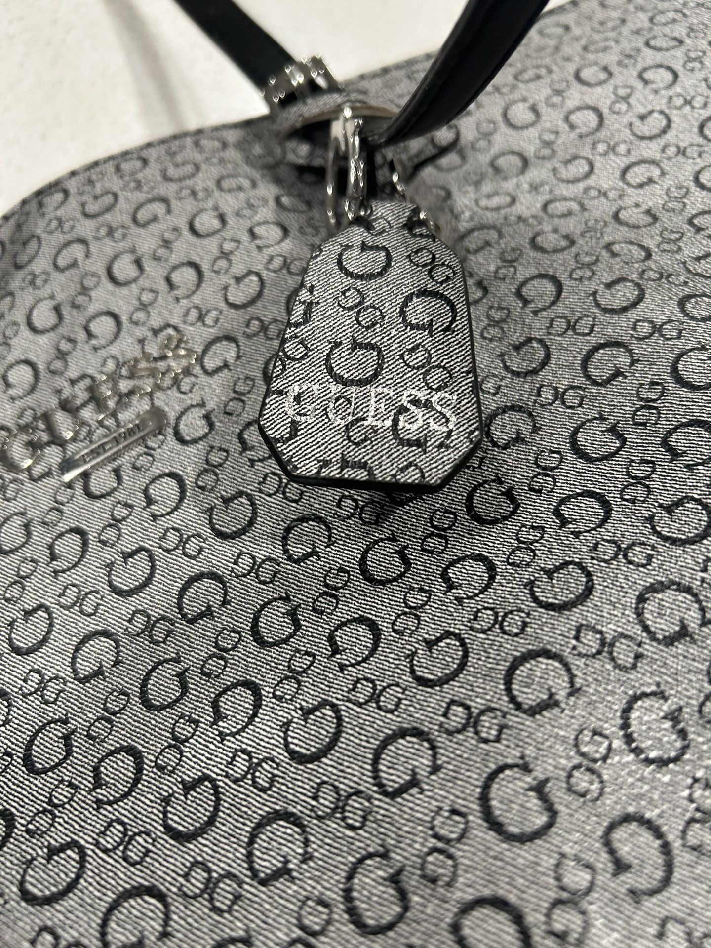 Guess Large Leather Shoulder Strap Tote Bag Black and Gray Exterior Red Interior