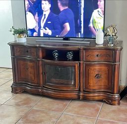Traditional Wood TV Console Cabinet