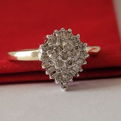 ⛔️RESERVED⛔️10K Yellow Gold Diamonds Cluster Ring Size 7 Solid Gold/ Anillo de Oro con Clúster de Diamantes! 👌🎁Post Tags: 10k 14k