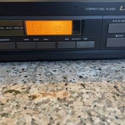 Compact Disc Player LXI Series