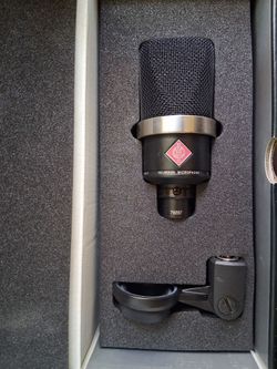 NEUMANN TLM 102 BLK CONDENSER MICROPHONE