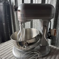 KitchenAid Professional 5 Plus Stand Mixer 5Qt Heavy Duty – Clean & Tested – Works Perfect